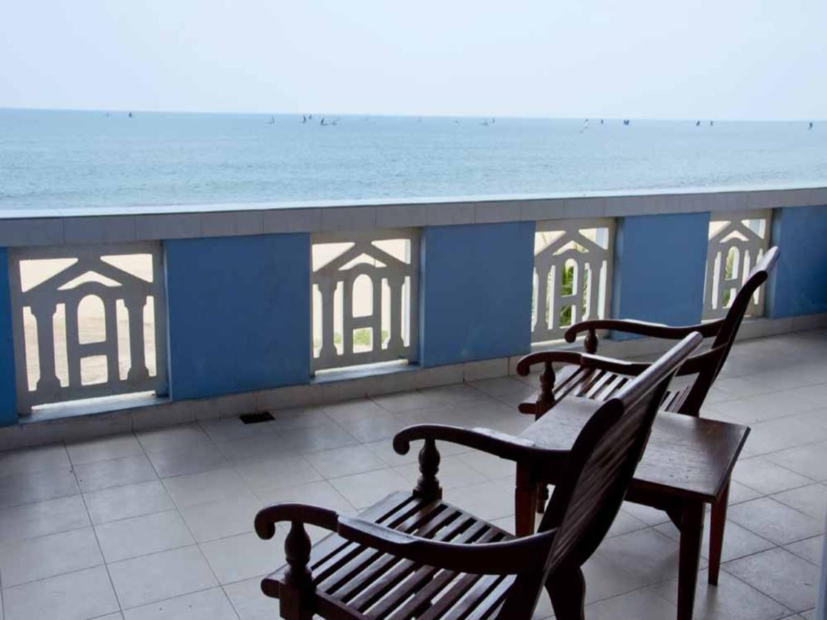 The Reef Beach Hotel Negombo Eksteriør bilde